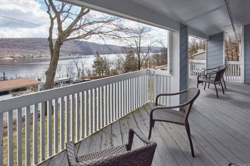 15 Hemlock Hl, Greenwood Lake, NY 10925-2001