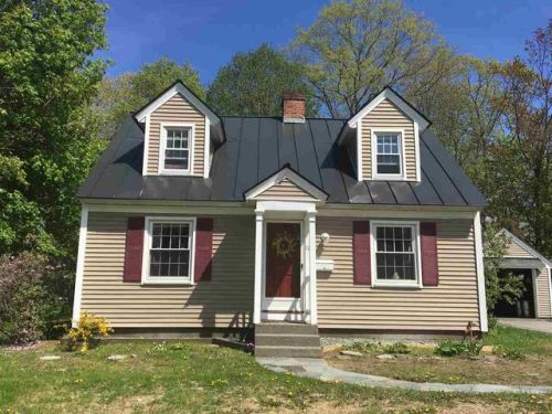 72 Worcester Ave, White River Junction, VT 05001-8014