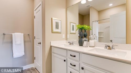 7369 Parrish Ave, Otsego MN 55330-4541 exterior