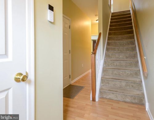 2415 6th St, Wilmington, DE 19805-2924