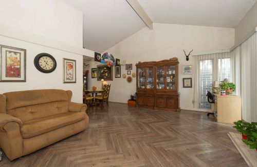 12593 Lomica Dr, San Diego, CA 92128-3129