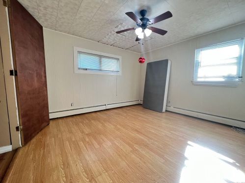 4016 Jean Ave, Bethpage NY  11714-4521 exterior