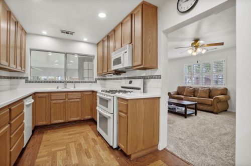 431 Valley Center Ave, Glendora CA  91741-3857 exterior