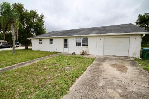 2902 Keesler St, Deltona FL  32738-3117 exterior