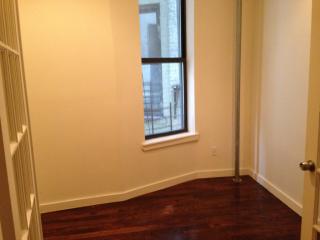 360 Myrtle Ave, Brooklyn NY  11205-3204 exterior