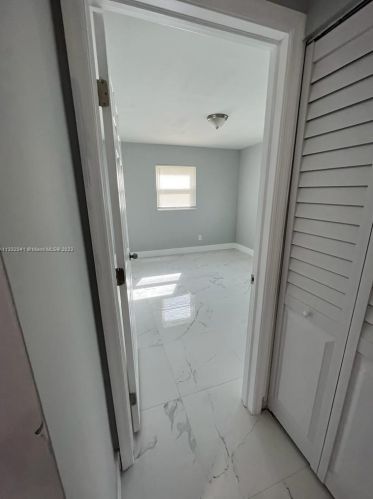 39 Hamlin Ct, Lehigh Acres FL  33936-7235 exterior