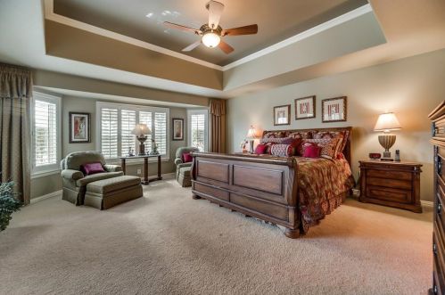 8813 Crestview Dr, Denton TX  76207-8601 exterior