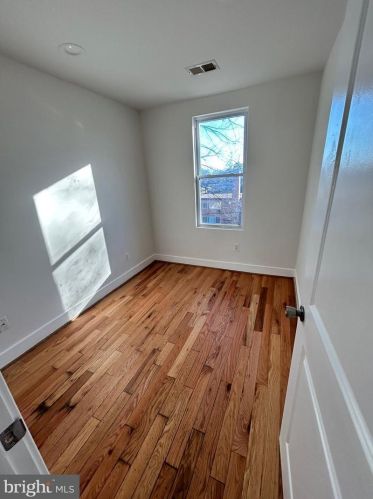 58 Galveston Pl, Washington DC  20032-2049 exterior