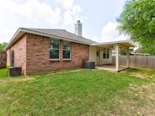2617 Tuscan View Dr, Fort Worth TX  76131-5125 exterior