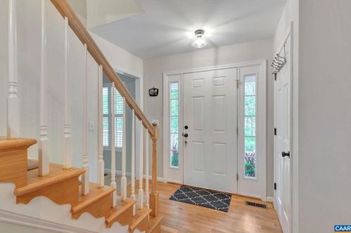 57 Amethyst Rd, Bybee VA  22963-2414 exterior
