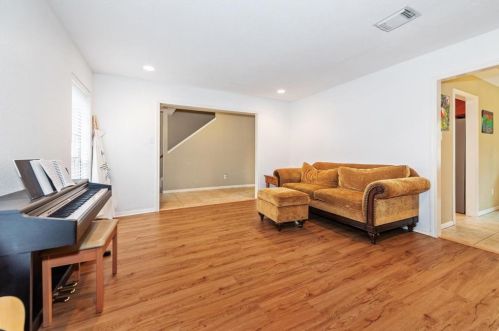 350 Cumberland Trl, Conroe TX 77302-1089 exterior