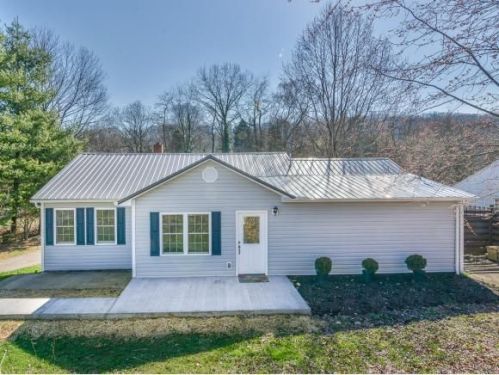 1788 Stratford Rd, Kingsport, TN 37664-3433