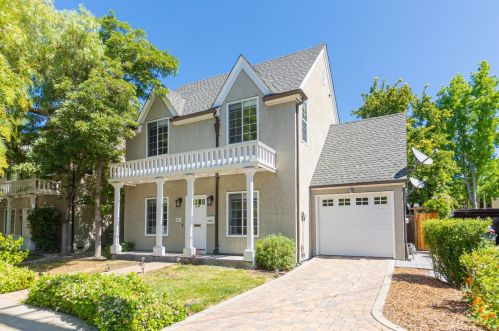 1960 San Ramon Ave, Mountain View CA  94043-2960 exterior