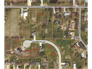 318 8th St, Wellsville, KS 66092-8841