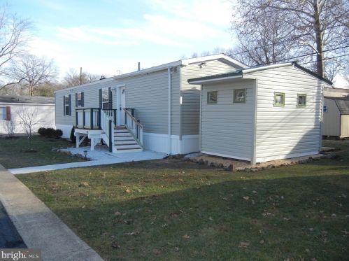 134 Sarasota Cir, Carlisle, PA 17015-8545