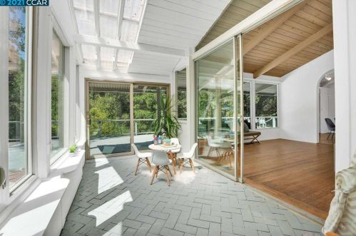 24 Tarabrook Dr, Orinda CA  94563-3121 exterior