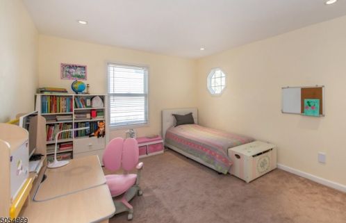146 Sadler Rd, Bloomfield NJ  07003-5321 exterior