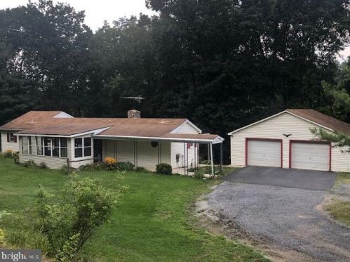 46 Knoll Ln, North Newton, PA 17241-9707
