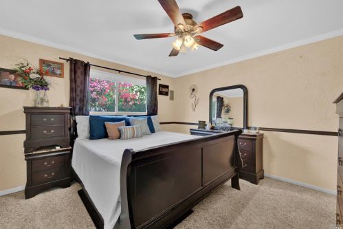 73 Westwood St, Vacaville CA  95688-3625 exterior