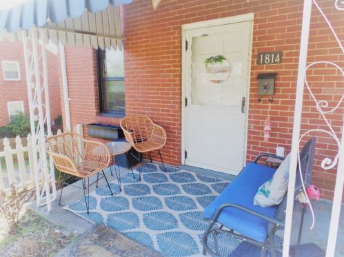 1814 Seaton St, Pittsburgh PA  15226-2412 exterior