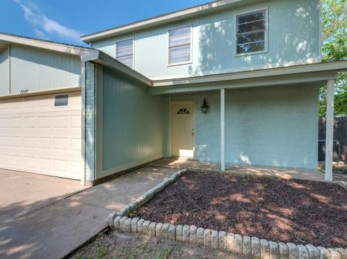 7009 Green Ridge Trl, Fort Worth, TX 76182-3300
