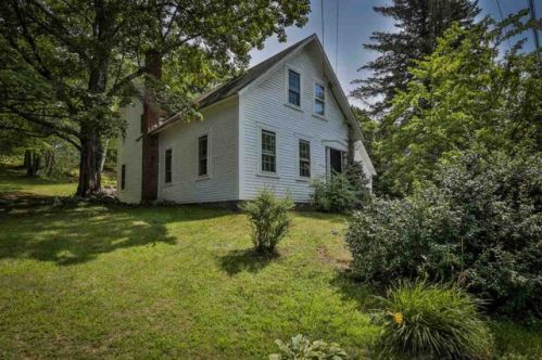 1486 Route 114, Bradford, NH 03221