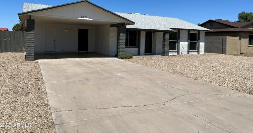 10026 47th Ave, Glendale AZ 85304-4427 exterior