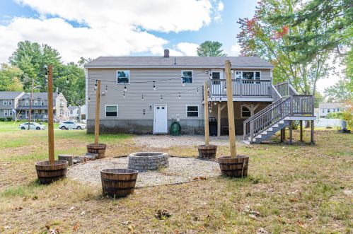 45 Ackerman St, Salem NH  03079-3401 exterior