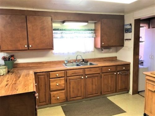 224 Kinder Ave, Almanor, CA 95947-9720