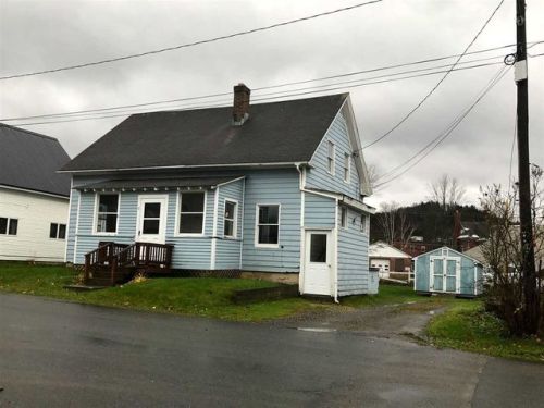 8 Merrill St, Columbia, NH 03576-3137