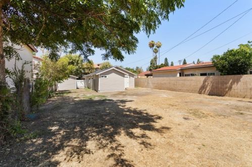 118 Cypress St, La Habra CA 90631-6865 exterior