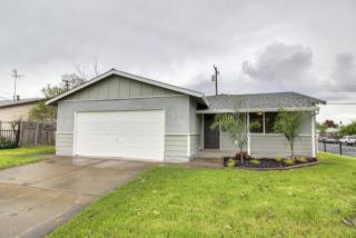 3300 Gillespie St, Sacramento, CA 95838-4122