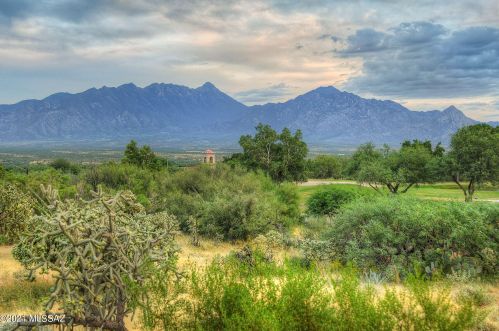 2330 Placita El Alamito, Green Valley, AZ 85622-8351