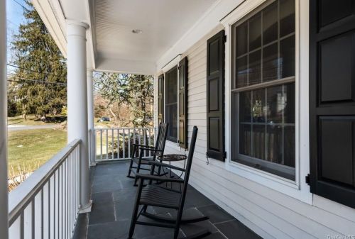 10 Brookby Rd, Scarsdale, NY 10583-4513