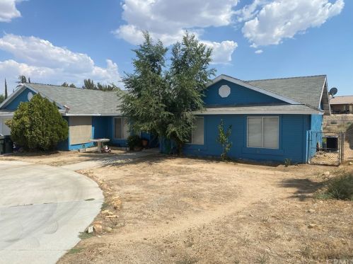 16369 Nisqualli Rd, Victorville, CA 92395-9741