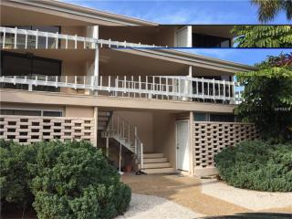 127 Cleveland Dr, Sarasota, FL 34236-2168