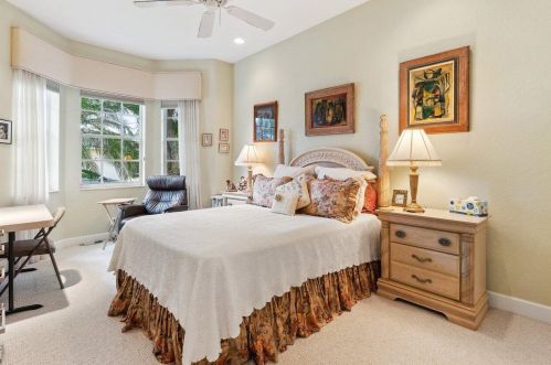 117 Victoria Bay Ct, West Palm Beach FL  33418-5764 exterior