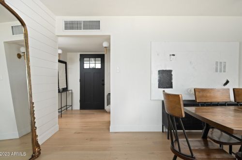 1011 Cavalier Dr, Phoenix AZ 85019-1717 exterior