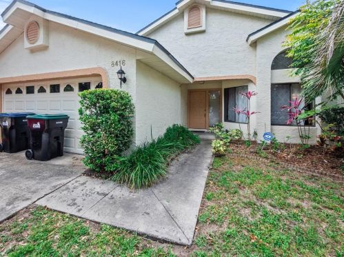 8416 Lost Lake Dr, Orlando, FL 32817-1574