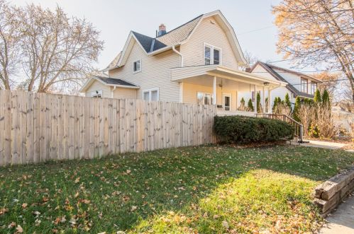 313 Laflin Ave, Waukesha WI  53186-6227 exterior