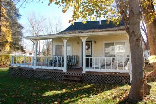 158 Terrace Ave, Lakewood, NY 14750-1432