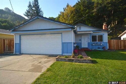 3272 Pinole Valley Rd, Pinole, CA 94564-1824