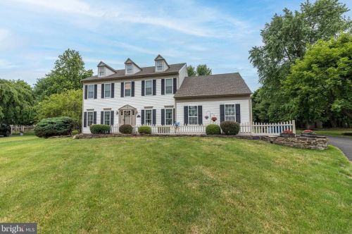 2236 Lilac Ln, Jamison PA  18929-1203 exterior