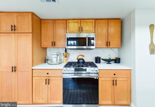 23 Topeka Pass, Willingboro NJ  08046-4111 exterior