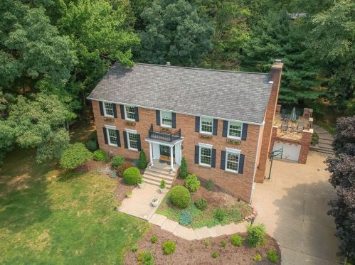 4072 Letort Ln, Allison Park, PA 15101-3135