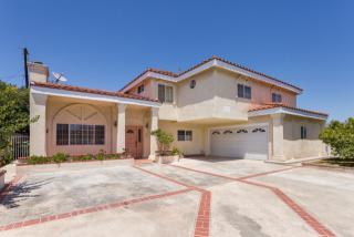121 Jay St, Long Beach, CA 90745-3047