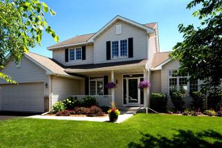 9280 Icosa St, Lakeville, MN 55044-6841
