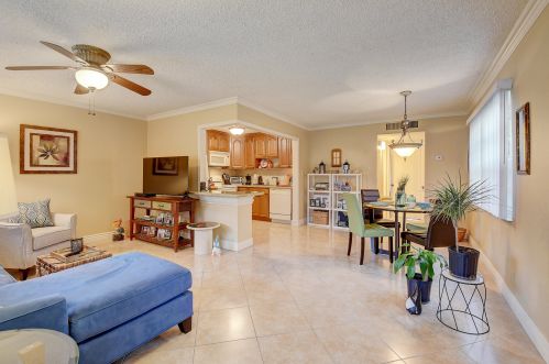 327 Normandy G, Delray Beach, FL 33484-4783