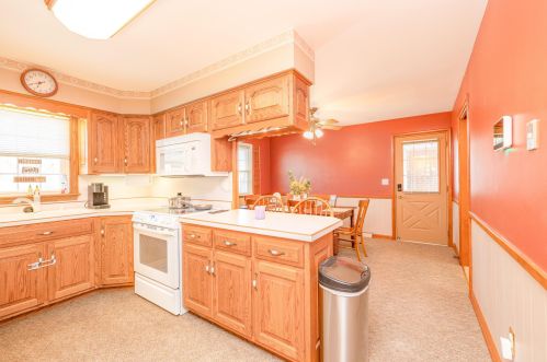 1129 Park St, Bellefontaine OH  43311-2330 exterior