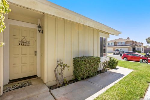 13519 Longfellow Ln, San Diego, CA 92129-2860